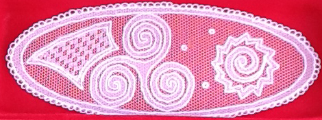 Carrickmacross lace oval piece